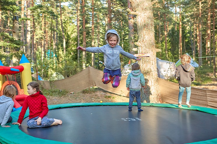 Детская поляна